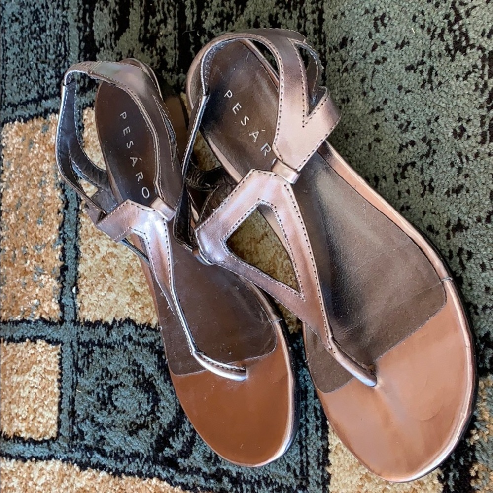 Pesaro Metallic Sandals Size 6.5